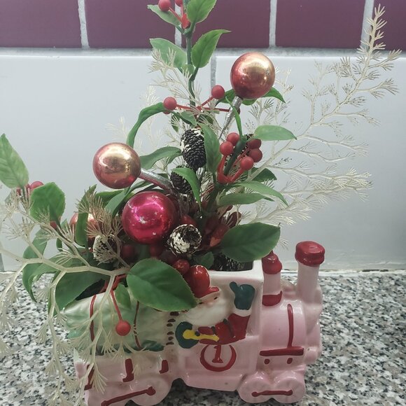 Beautiful Vintage Relpo Christmas Train planter with decor - Picture 1 of 5